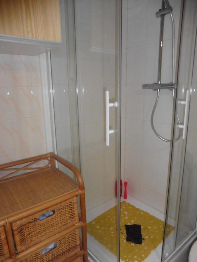 Апартаменти Flat Сен-Сіпріян Екстер'єр фото